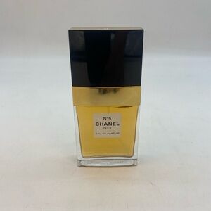 CHANEL No. 5 Eau de Parfum